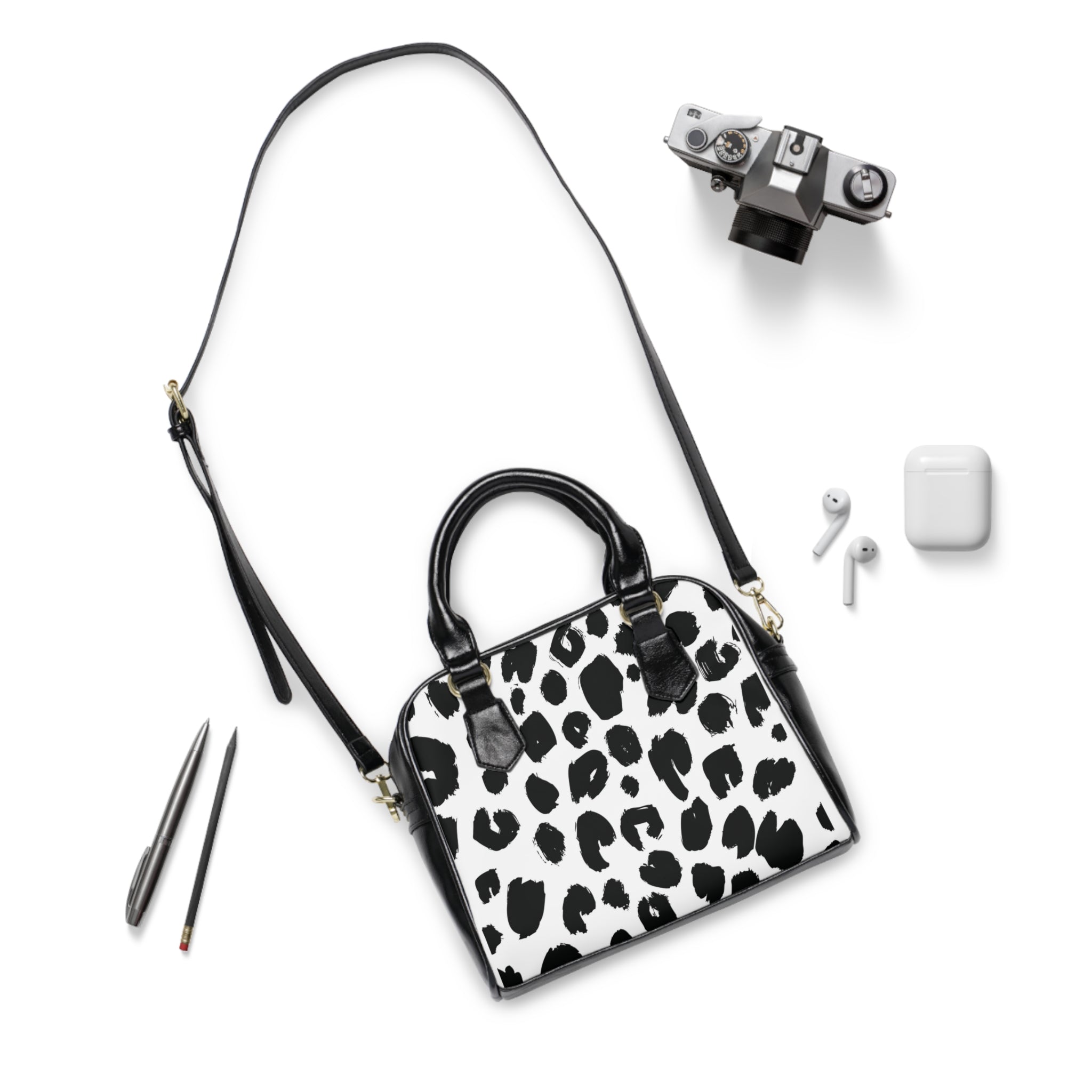 Chic Leopard Handbag BLD25